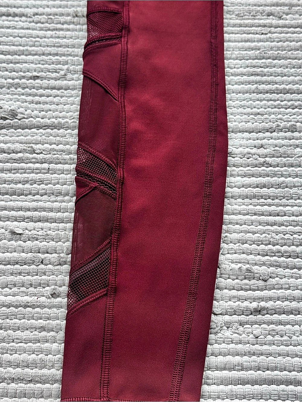 Lululemon Speed Up Tight Mesh 28” Savannah Burgundy Pockets Size 4 - Picture 9 of 14